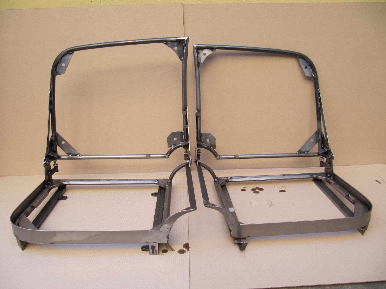 CAV1170 - seat frame set spider